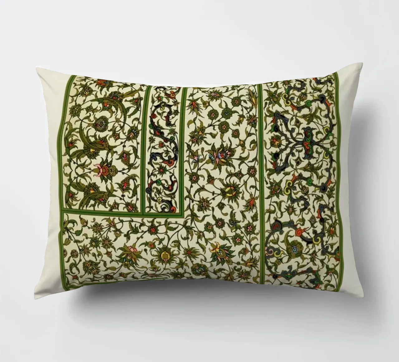 Racinet -  Indo-Persian Ornamental Pattern II cuscino da Vintage by JUNIQE