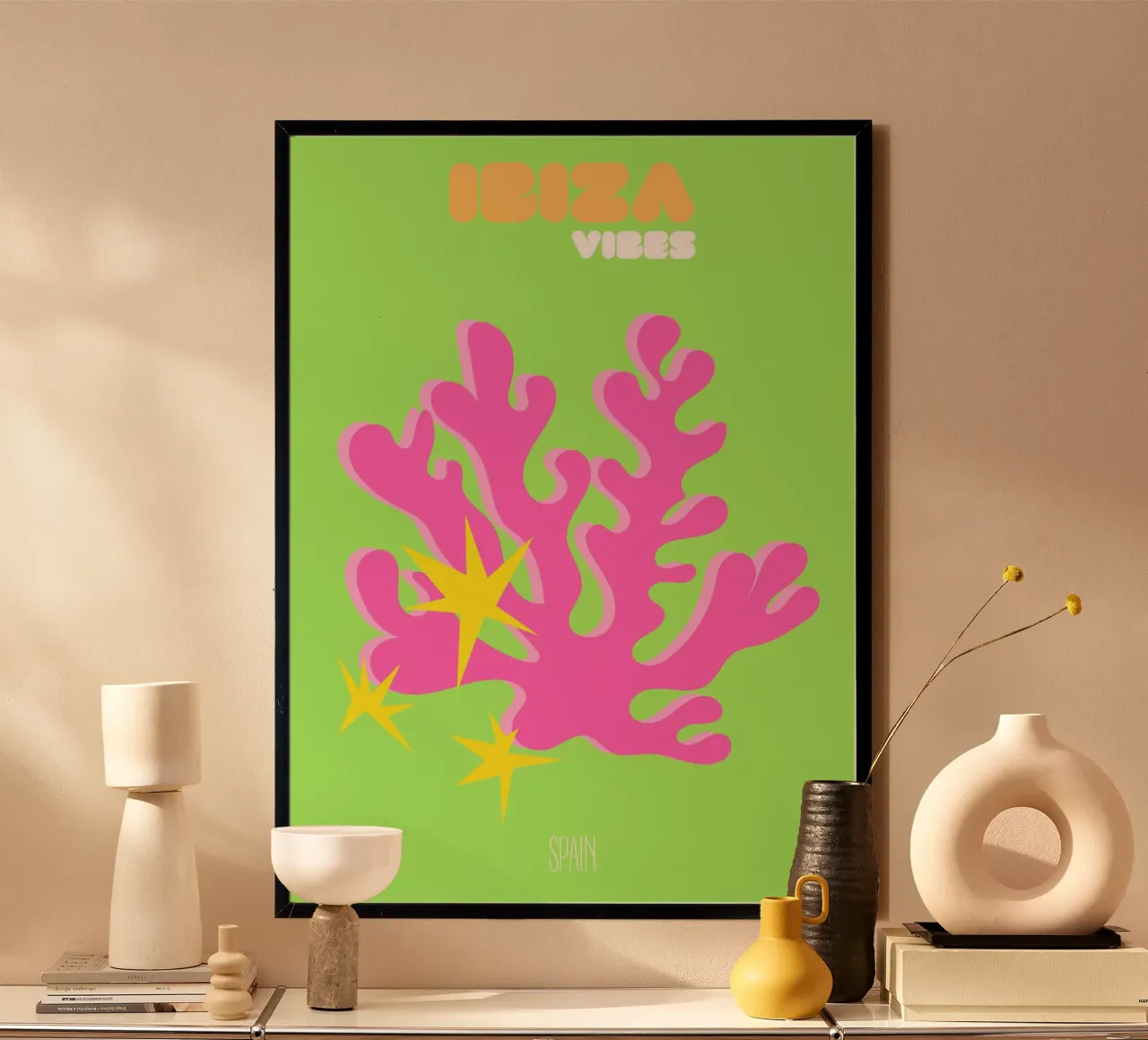 Ibiza Glow: Corallo astratto e vibrazioni di Starburst - Arte pop al neon poster da NorwesClub