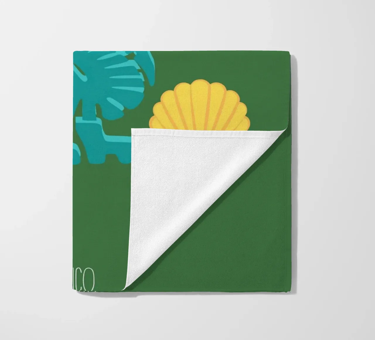 "Costa di Tulum" Antico uccello azteco e conchiglia, design piatto telo mare da NorwesClub