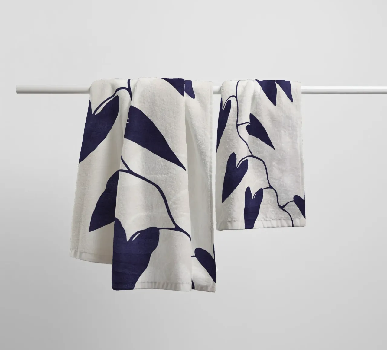 Abstract Botanical no. 8 Indigo asciugamano da bagno da adrianooliveira