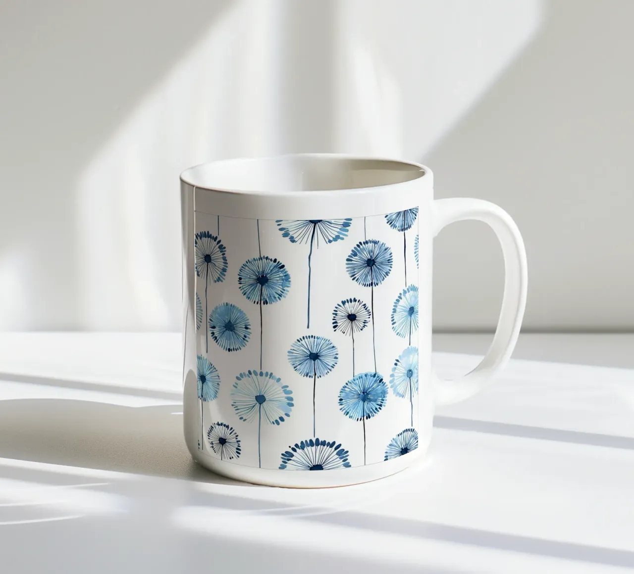 Soffice brezza di denti di leone tazza in ceramica da Botanical Pattern House
