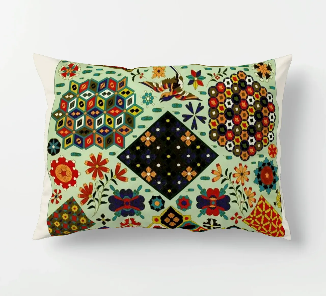 Racinet -  Japanese Ornamental Pattern cojín de Vintage by JUNIQE