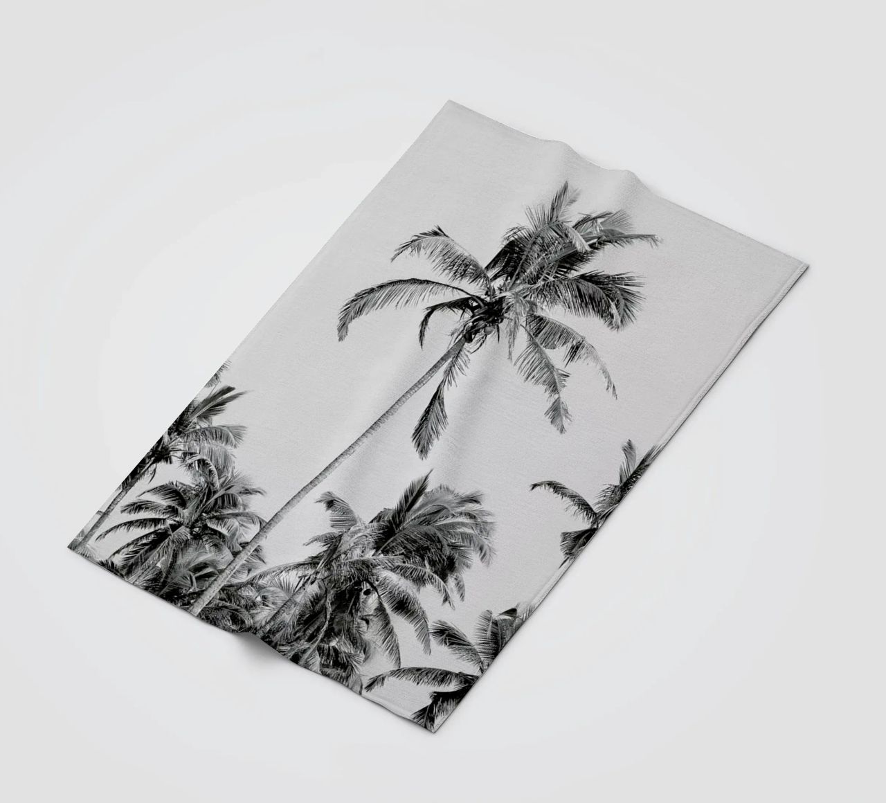 Palm Trees On The Beach 3 coperta in pile da Victoria Frost