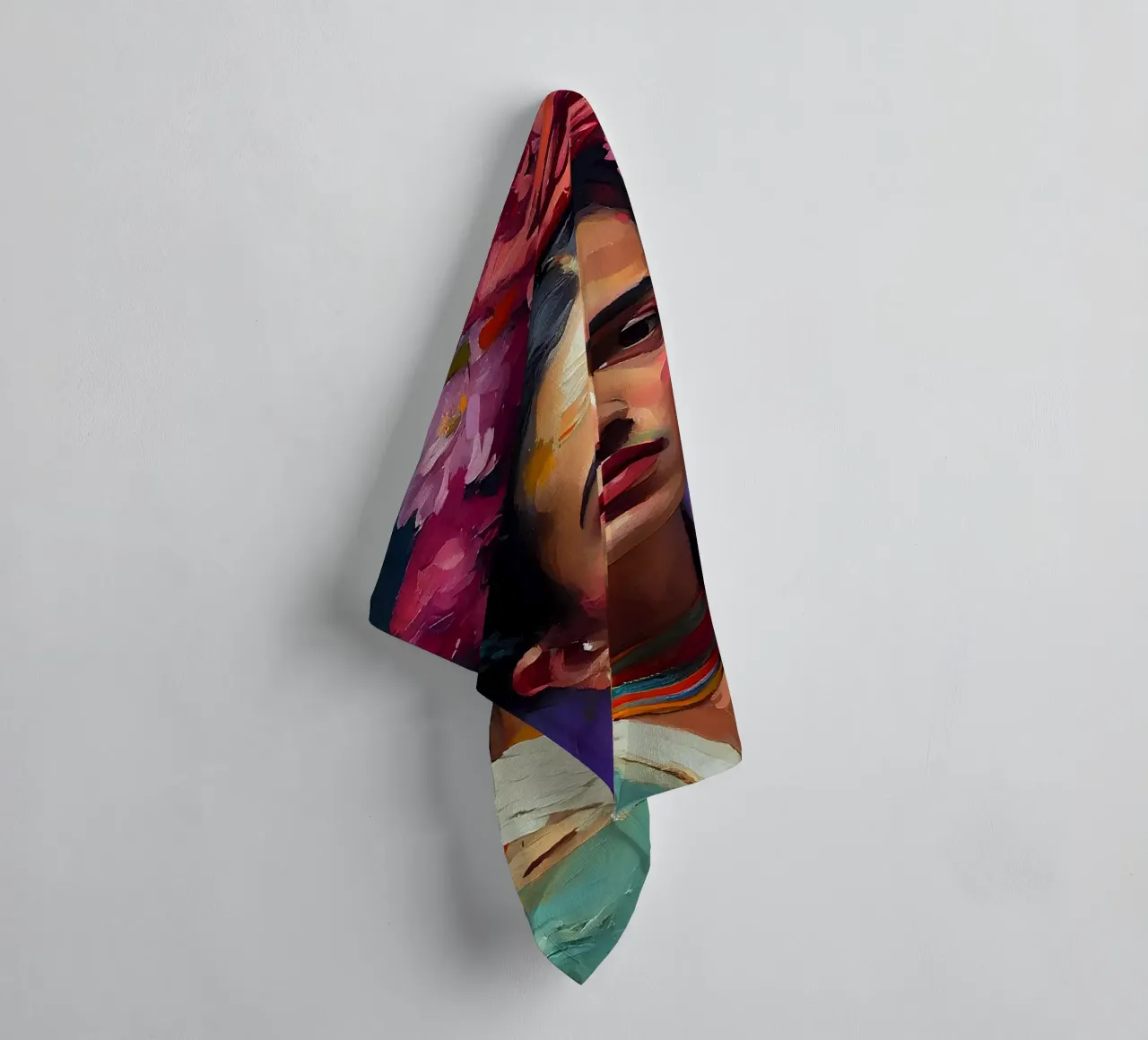 Expressionistisch portret van Frida Kahlo - Vet, Gestructureerd, Kleurrijk badhanddoek van NorwesClub