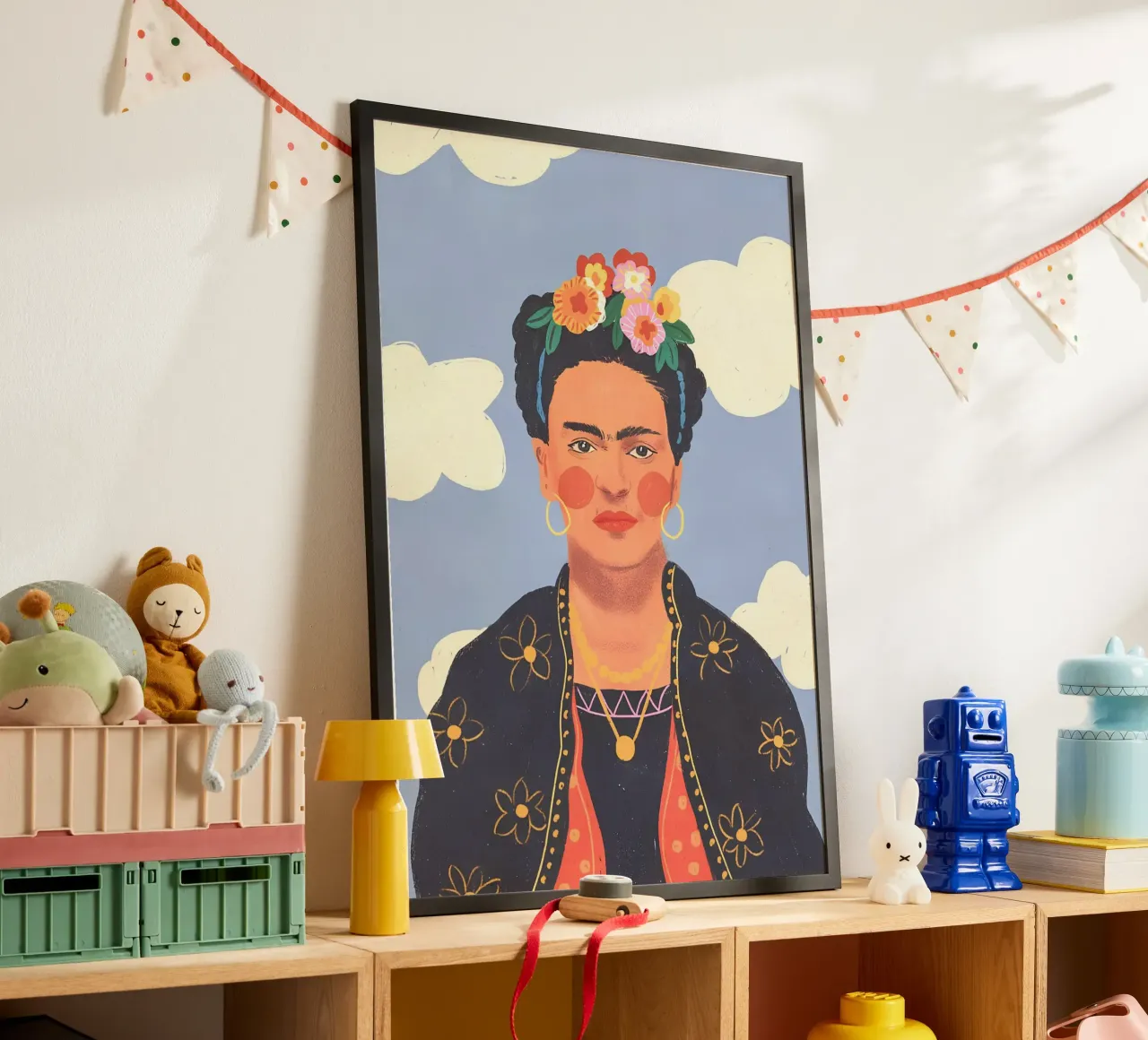 Frida Kahlo Whimsical Portrait - Volkskunst inspiriert, verträumt C Poster mit Holzrahmen von NorwesClub
