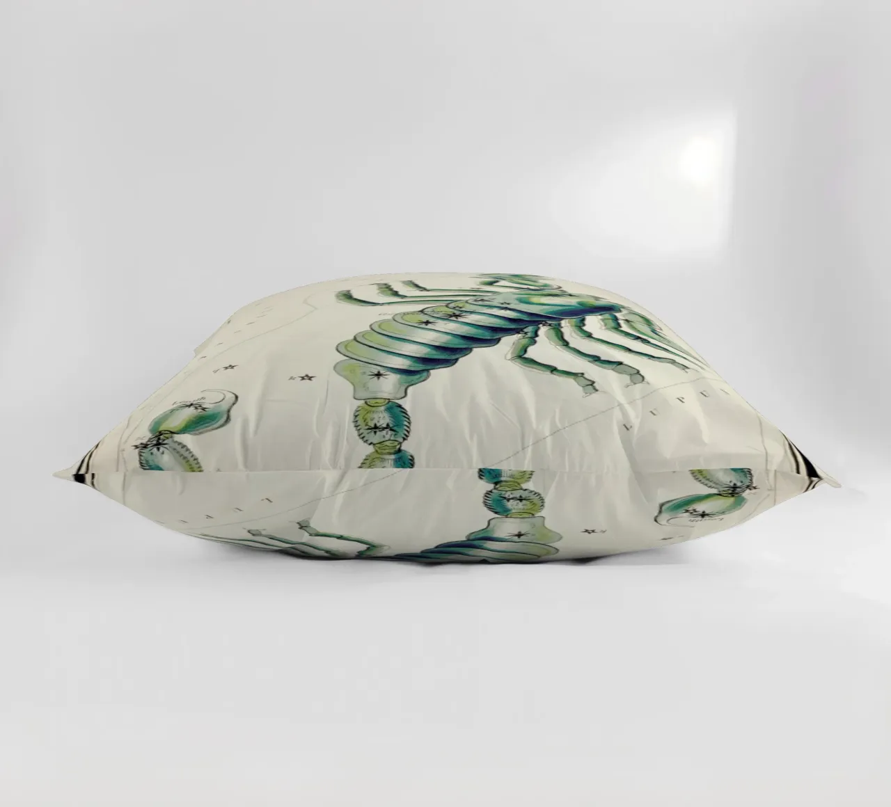 Scorpio cuscino da Vintage by JUNIQE
