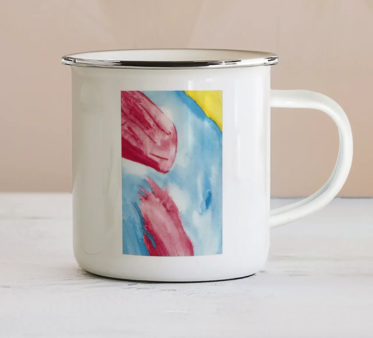 Yellow, Red, Blue tazza in smalto da Aviwe Apleni
