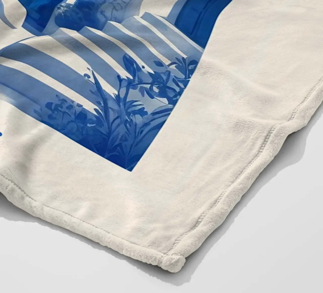 Santorini coperta in pile da Indigo Rain