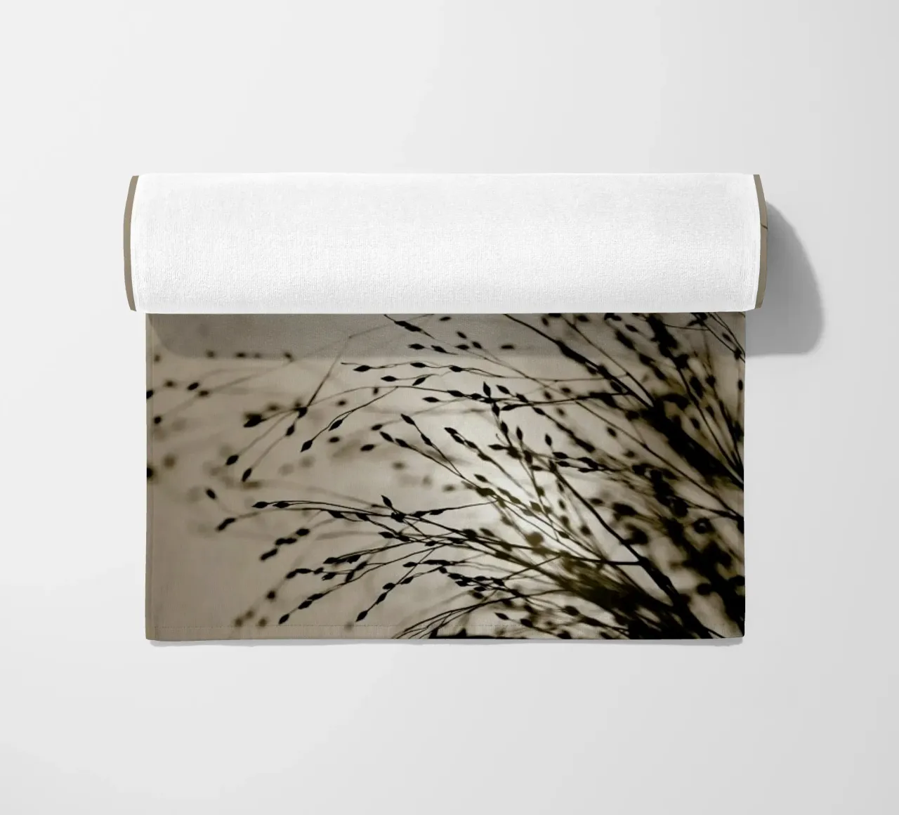 Brown Grass 2 telo mare da Monika Strigel