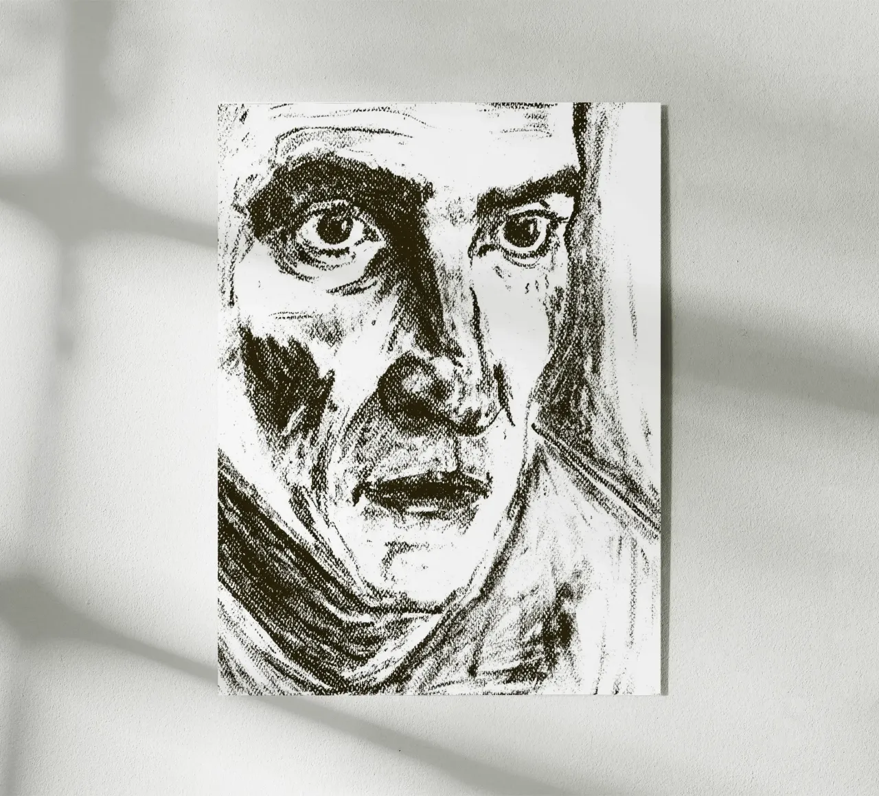 Yellow Man (P) plexiglass da Aviwe Apleni