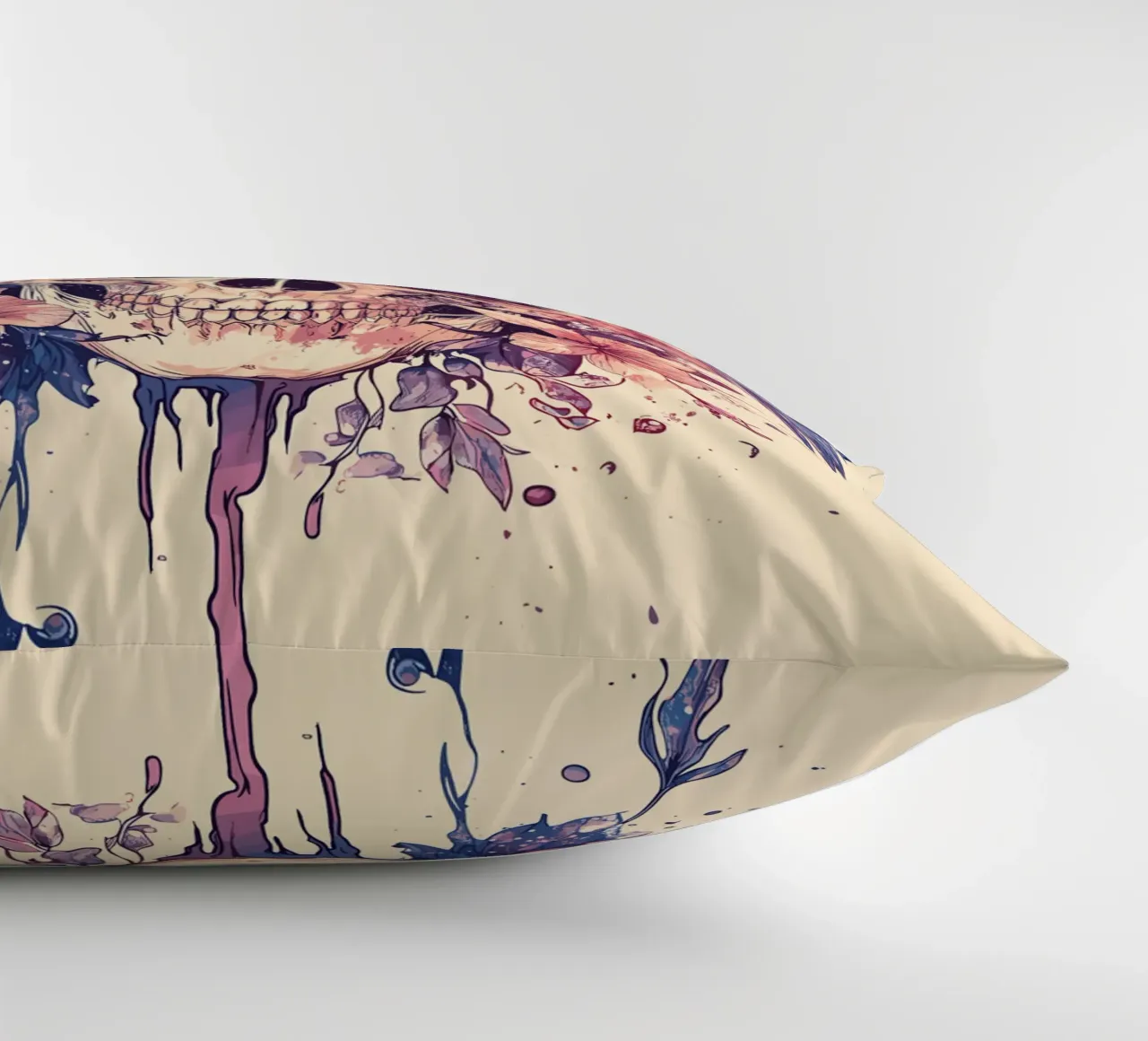 Teschio con ali di farfalla e fiori cuscino da pixelbull - medieval art and more