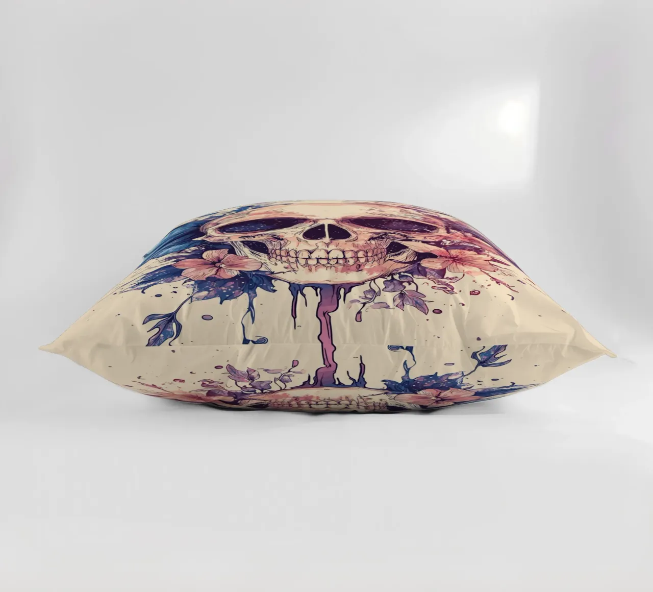Teschio con ali di farfalla e fiori cuscino da pixelbull - medieval art and more