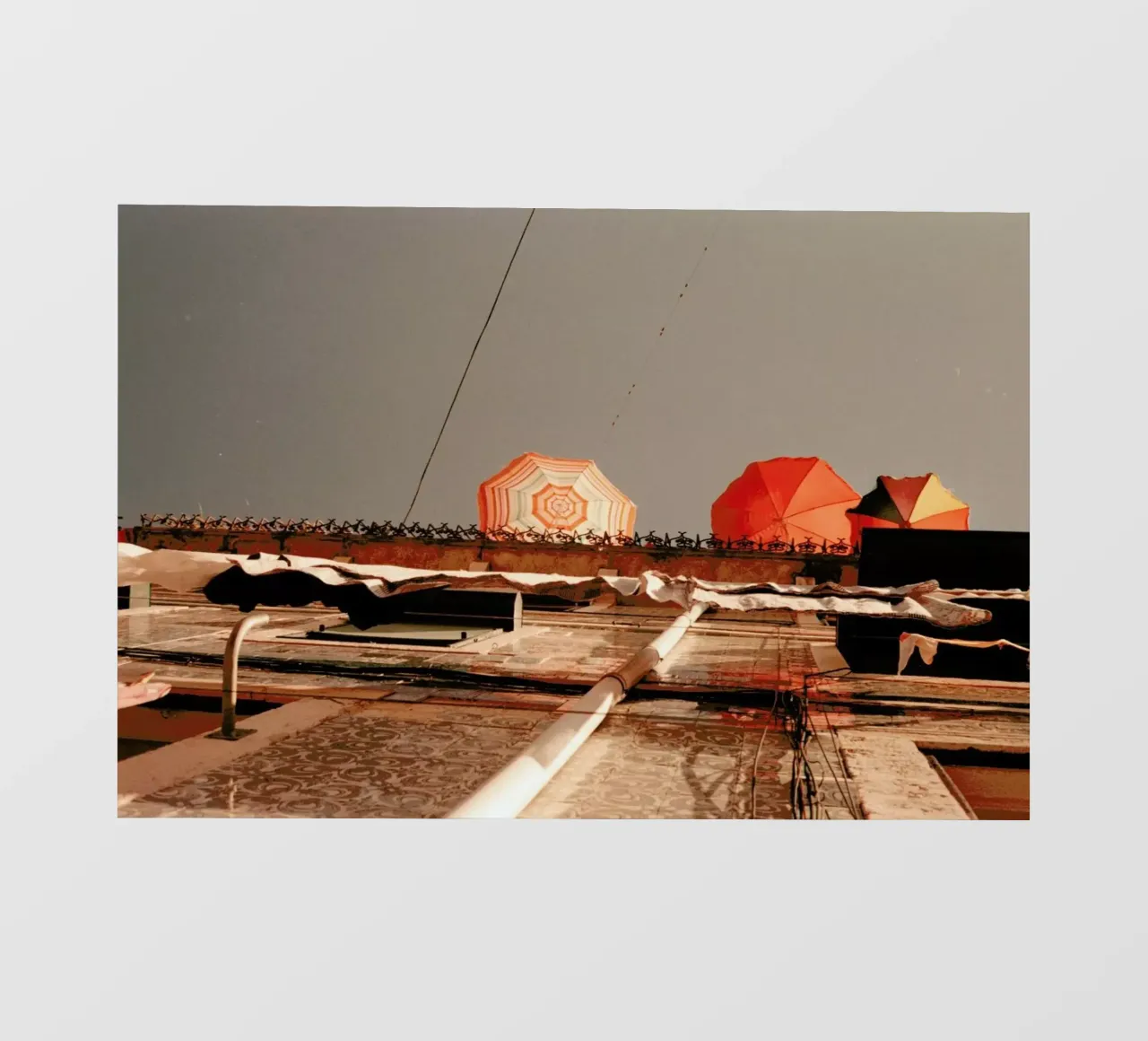 Summer Umbrellas telo in pvc da Sebastian Hilgetag