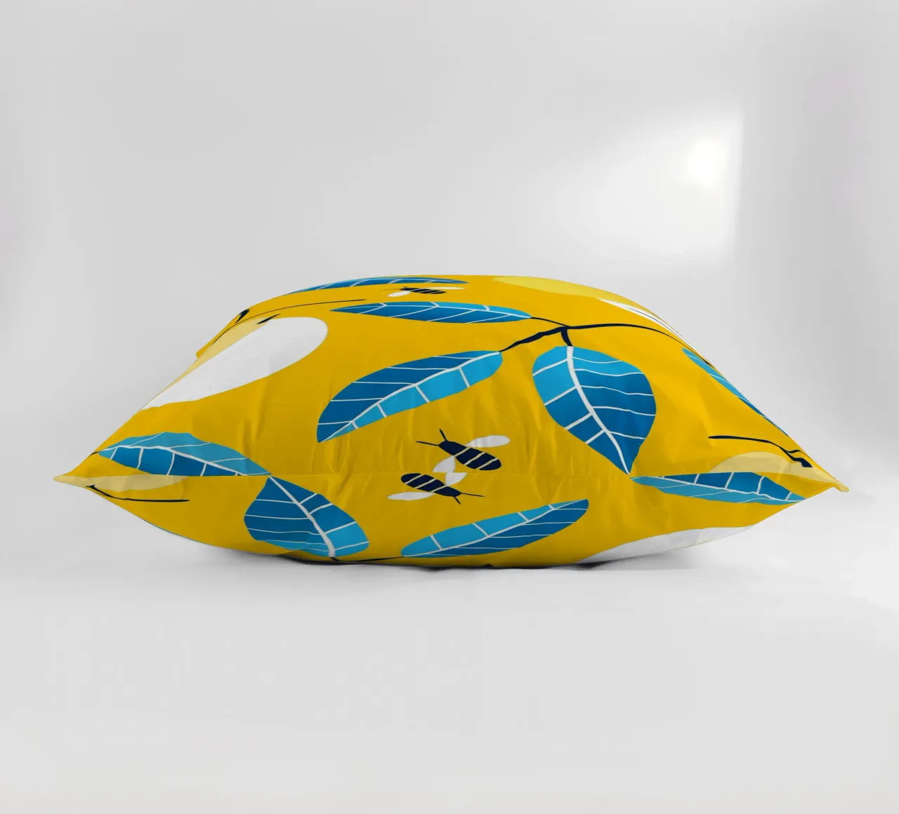 Limone e api cuscino da TODAY'S SHOP