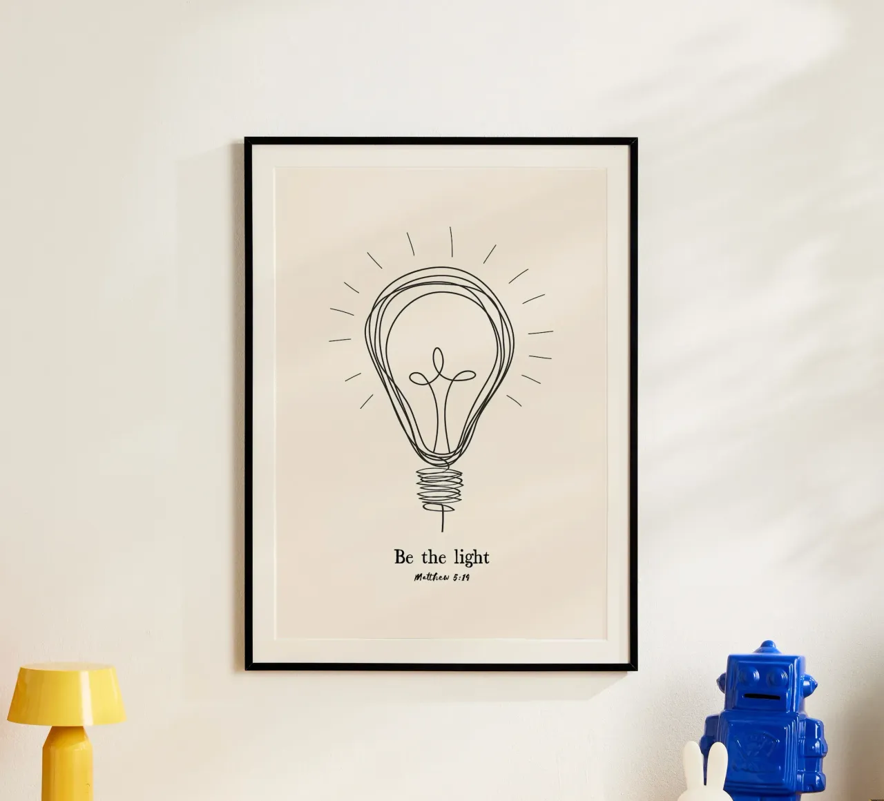 lampadina croce ispirazione tema religioso poster con telaio in alluminio da James Isaac Jackson