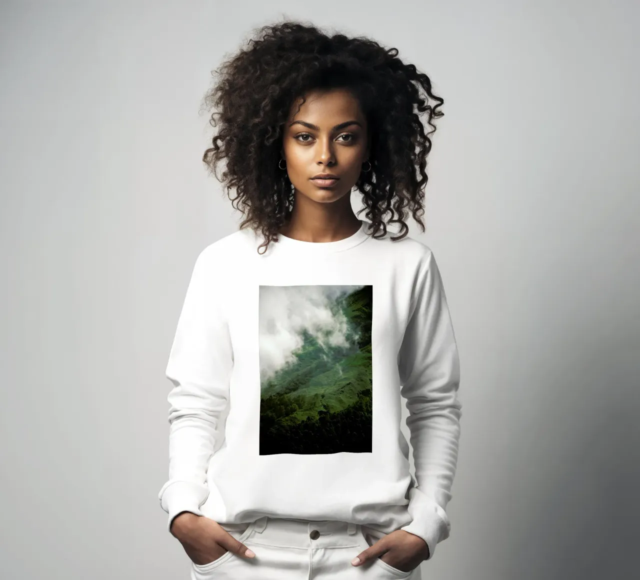 Hiking through Greens & Clouds felpa da Studio Nahili