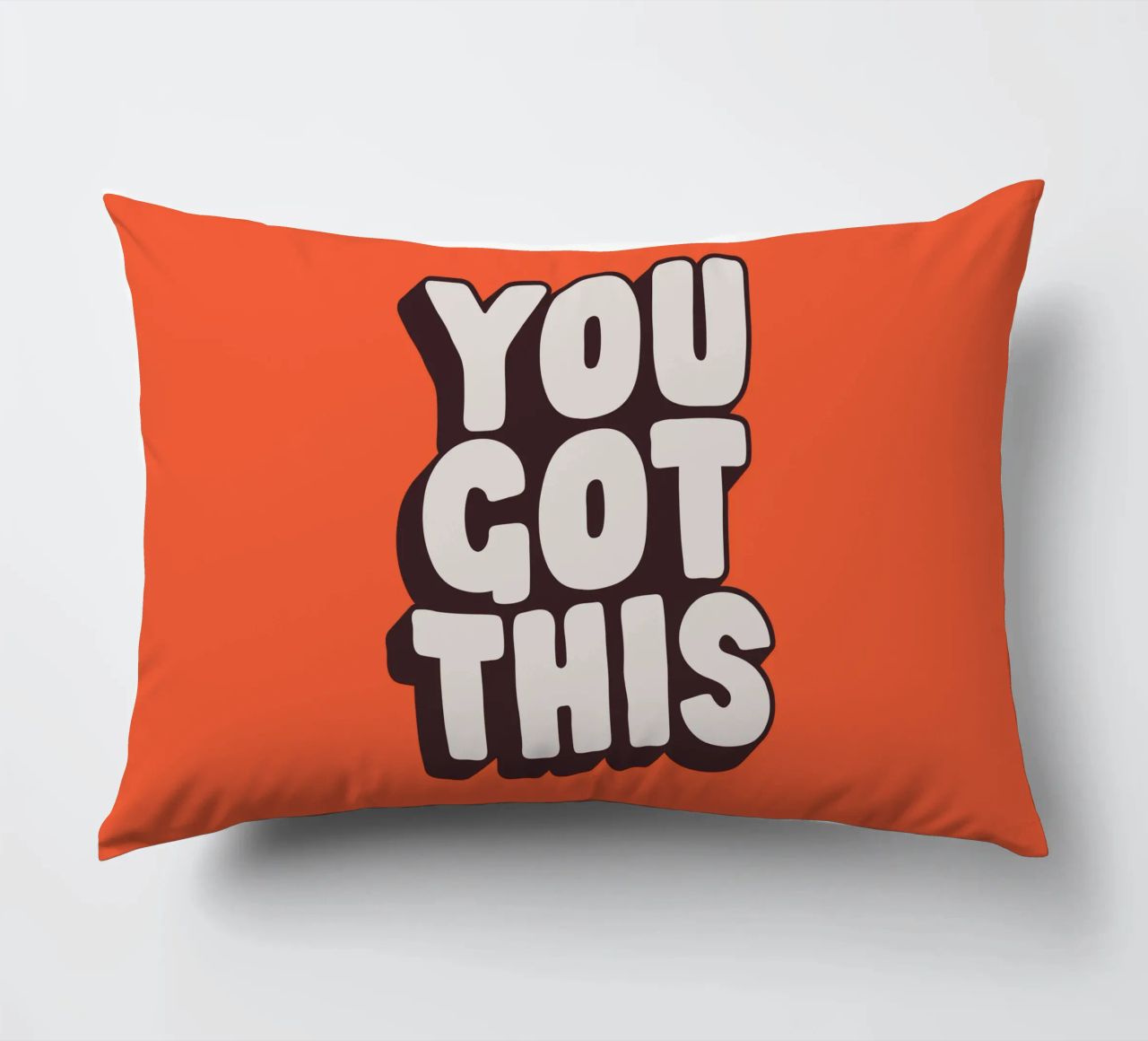 Impression Typographique Motivationnelle Noir Blanc Rouge coussin de THE MOTIVATED TYPE