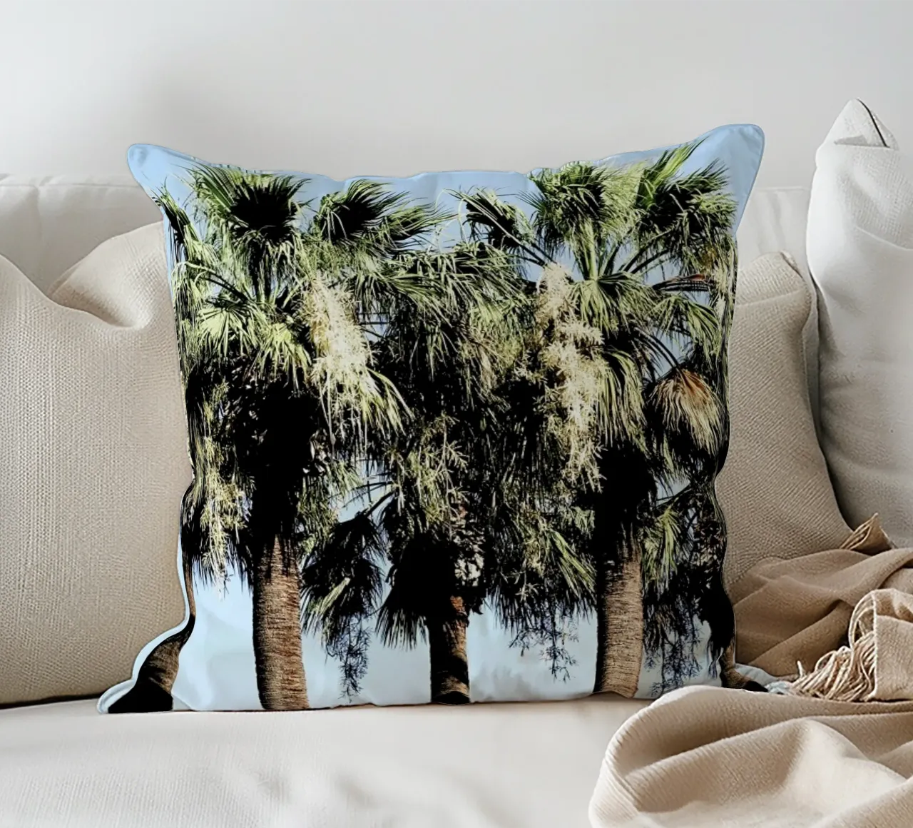 Geoffs Palm Trees cuscino da Babett Schultze