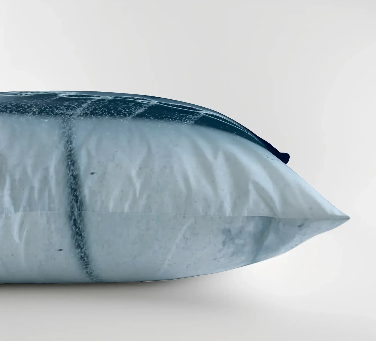Bolle di sapone cuscino da Inge Hauser Illustration
