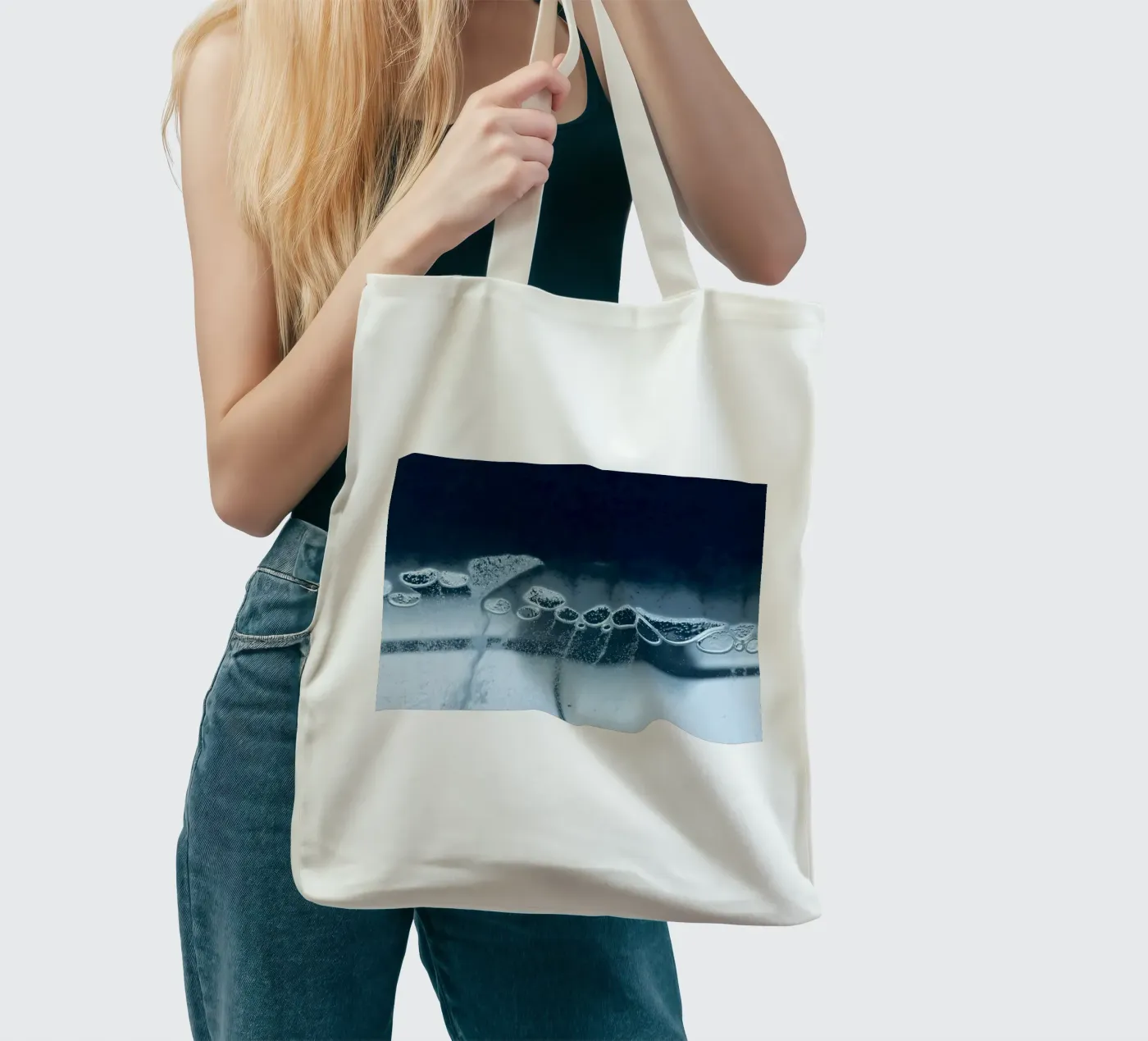 Bubbles tote bag by Inge Hauser Illustration