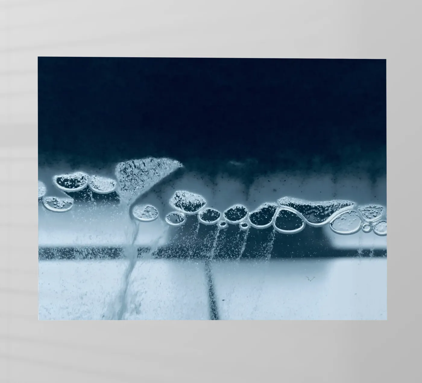 Bubbles backlit film by Inge Hauser Illustration