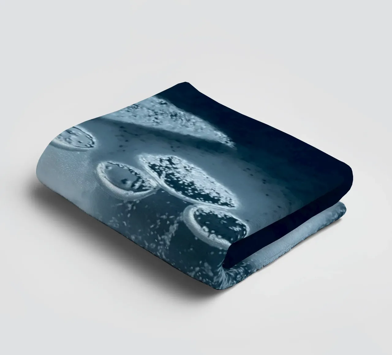 Bubbles towel by Inge Hauser Illustration