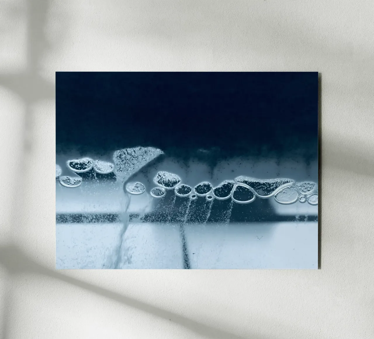 Bubbles forex plate by Inge Hauser Illustration