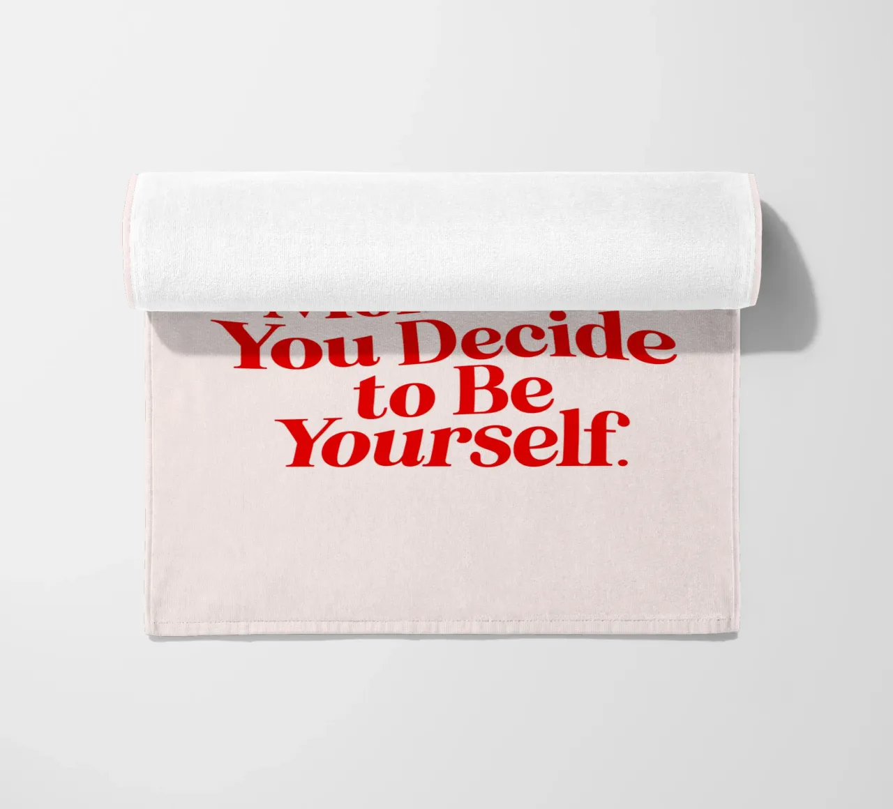 La bellezza inizia nel momento in cui si decide di essere se stessi telo mare da THE MOTIVATED TYPE