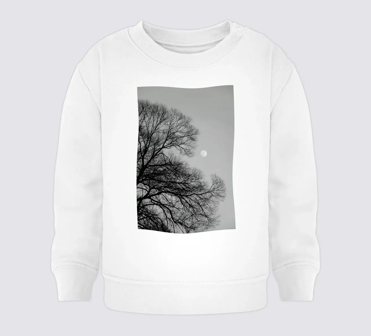 Full Moon Loves Winter Tree - Black & White Edition felpa neonato da Studio Nahili