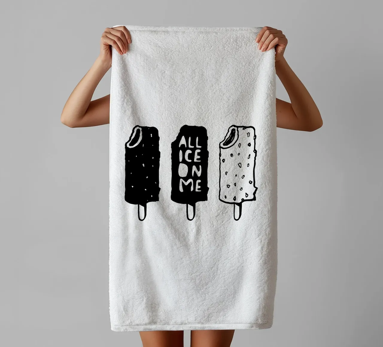 ALL ICE ON ME asciugamano da bagno da Gabi_Schöffel_Illustration