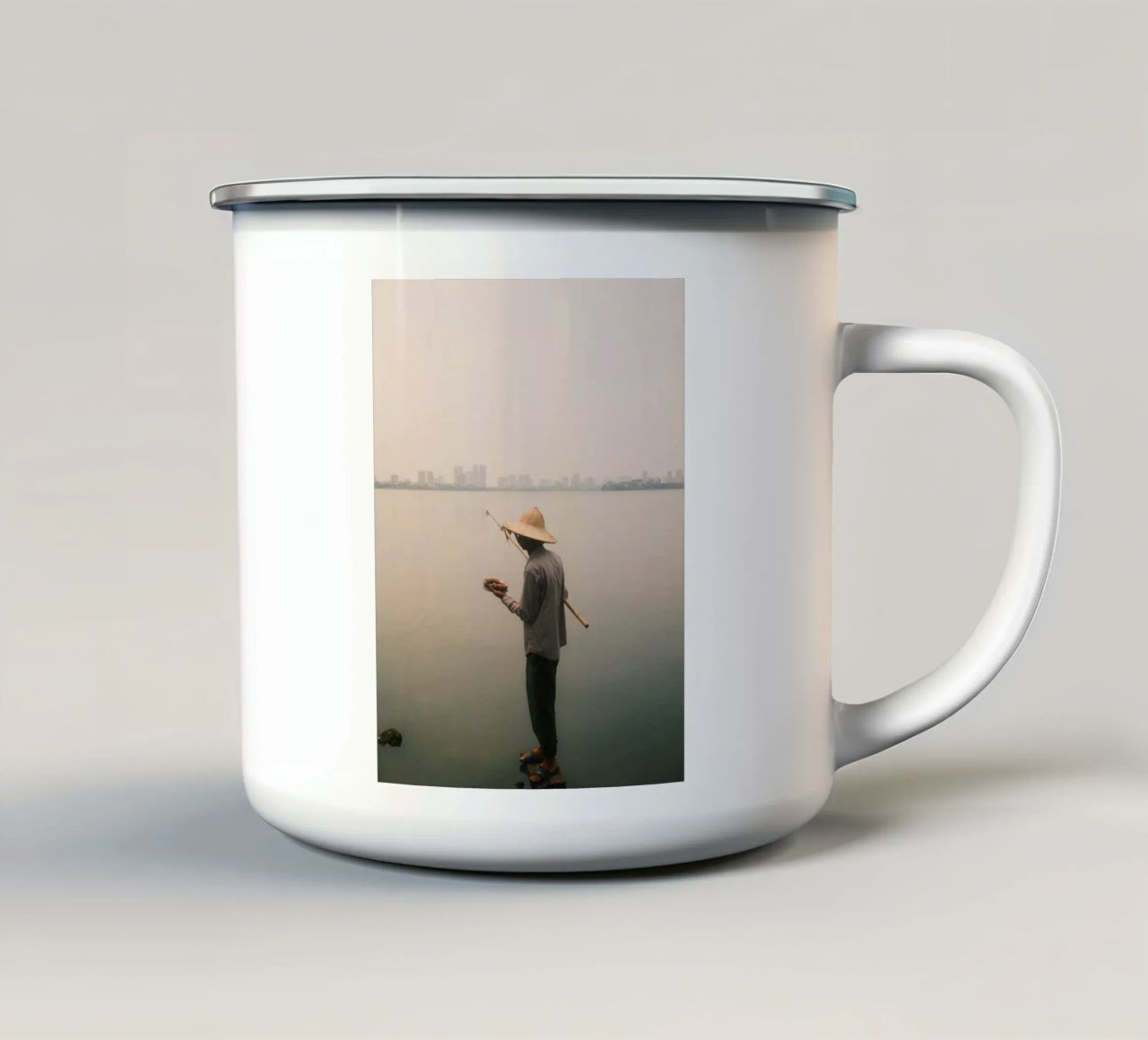 Stillness in the City of Hanoi tazza in smalto da FujiPrints
