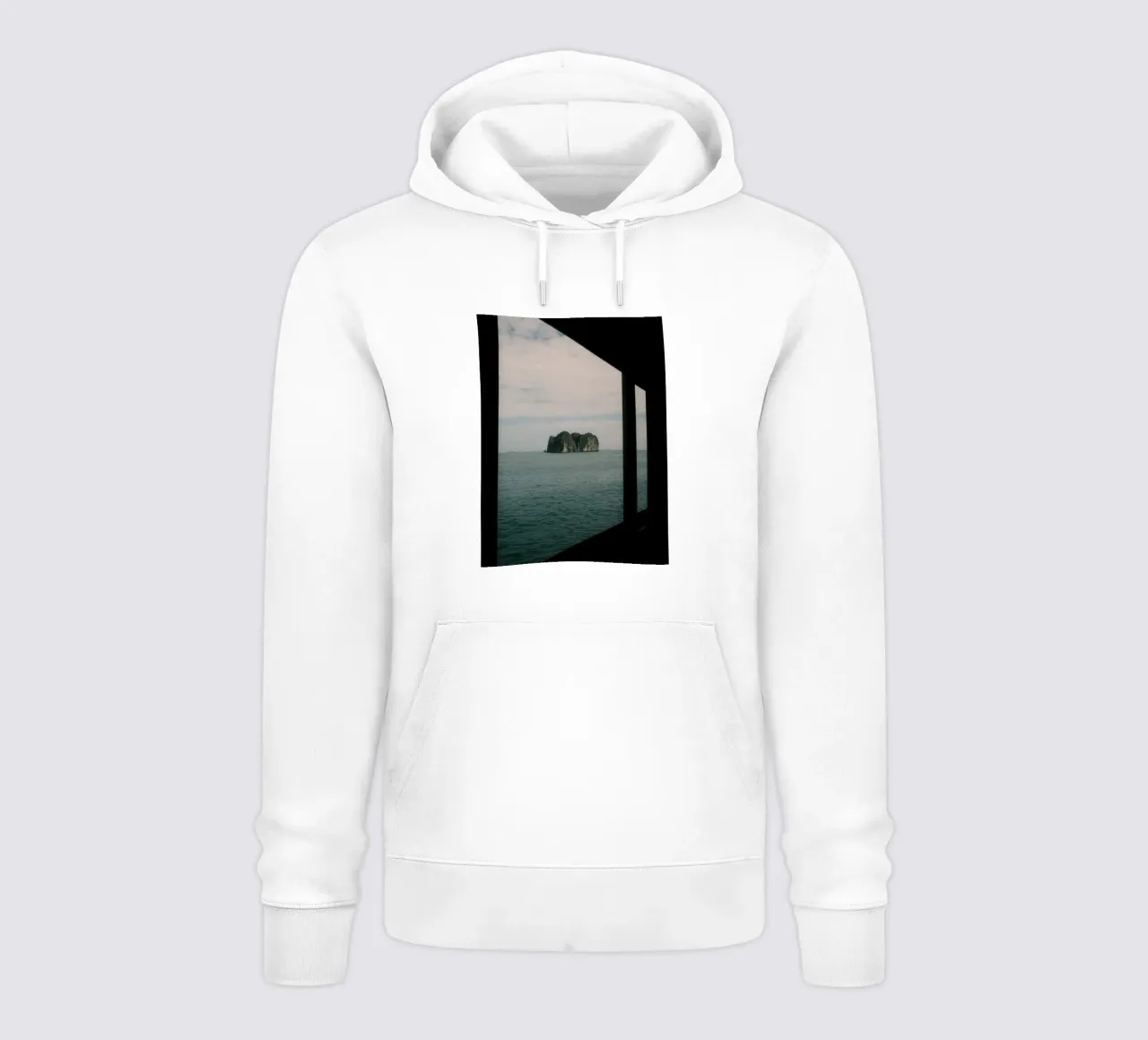 Framed by the Sea at Halong Bay felpa con cappuccio da FujiPrints