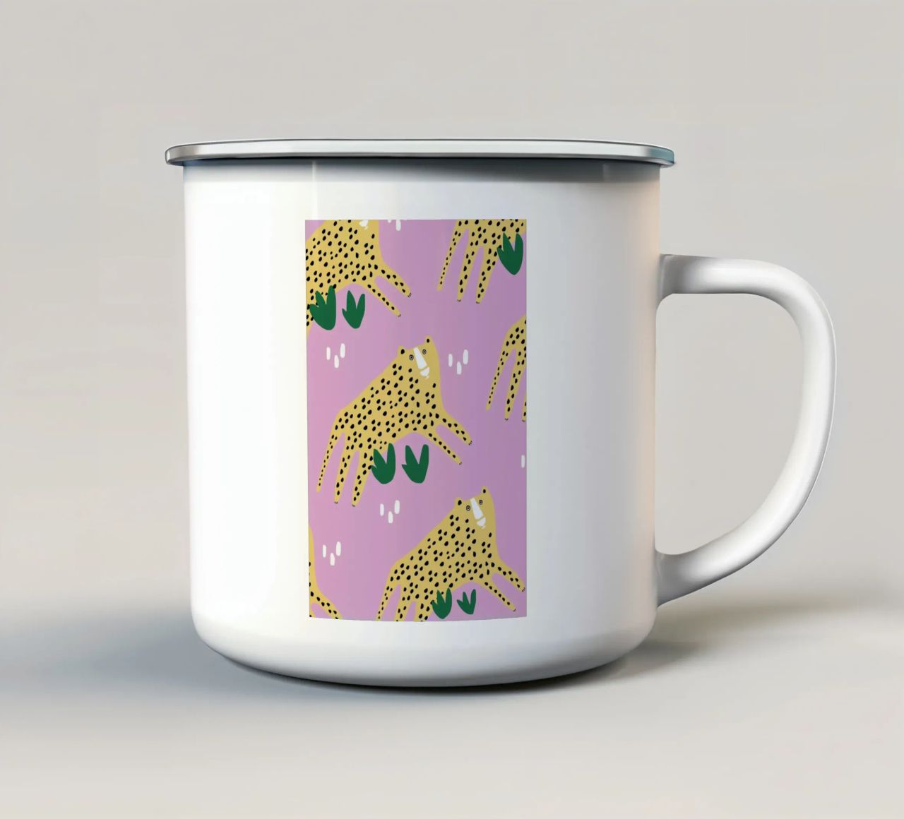 Leopards tazza in smalto da Lora O'Callaghan