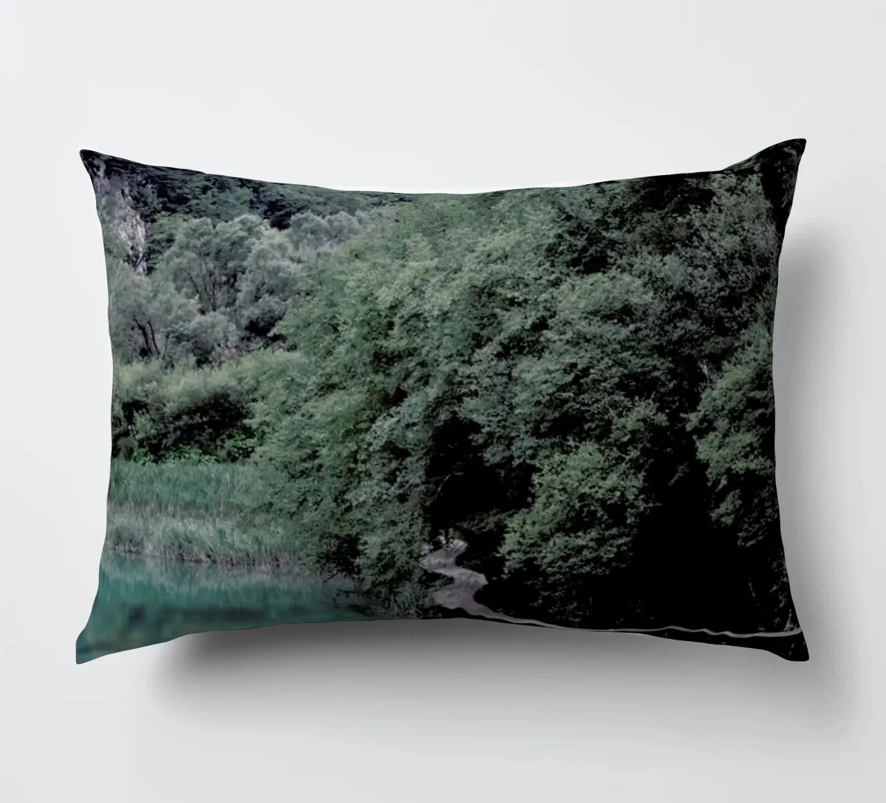 The Path under Trees cuscino da Studio Nahili