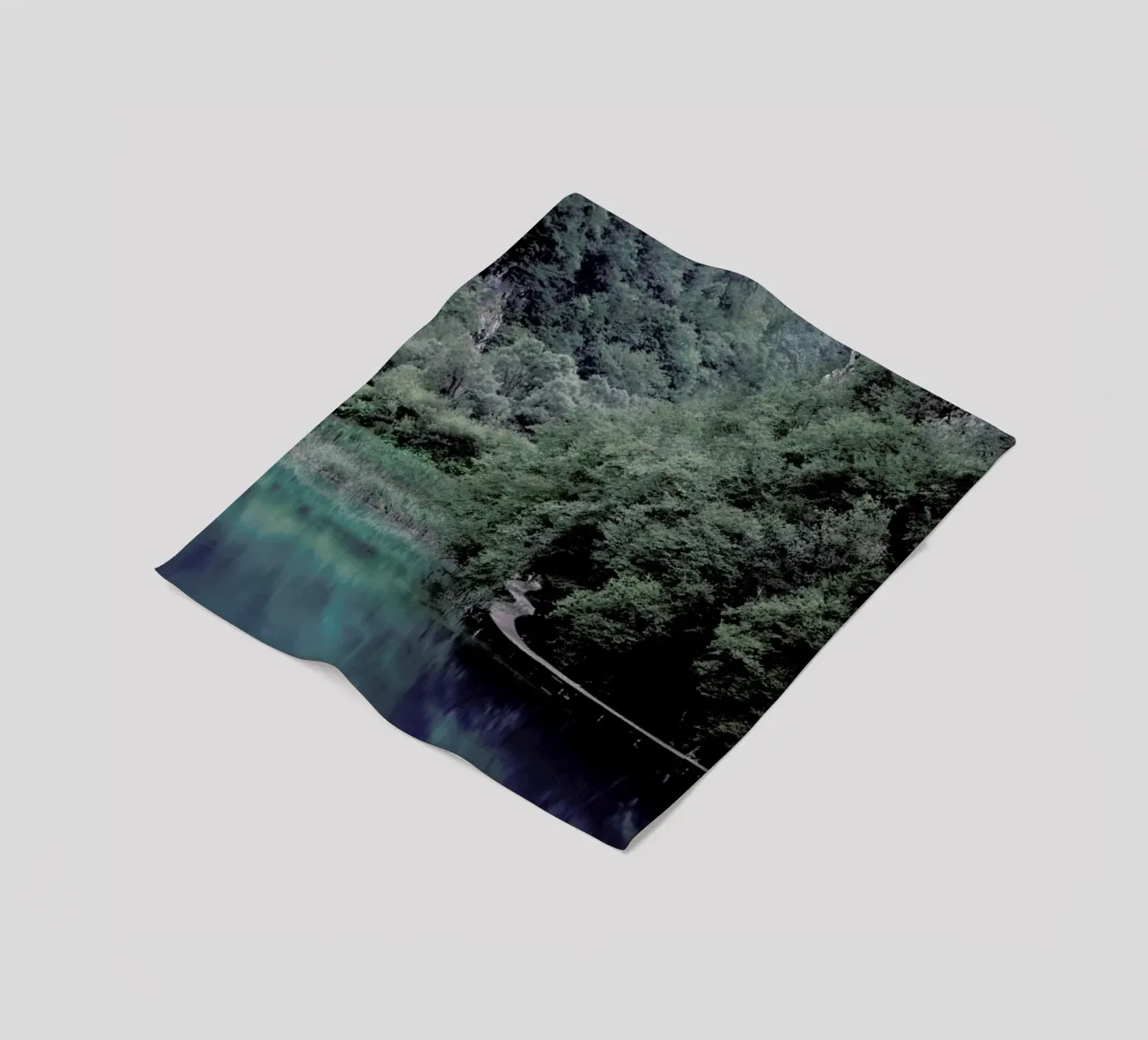 The Path under Trees coperta in pile da Studio Nahili