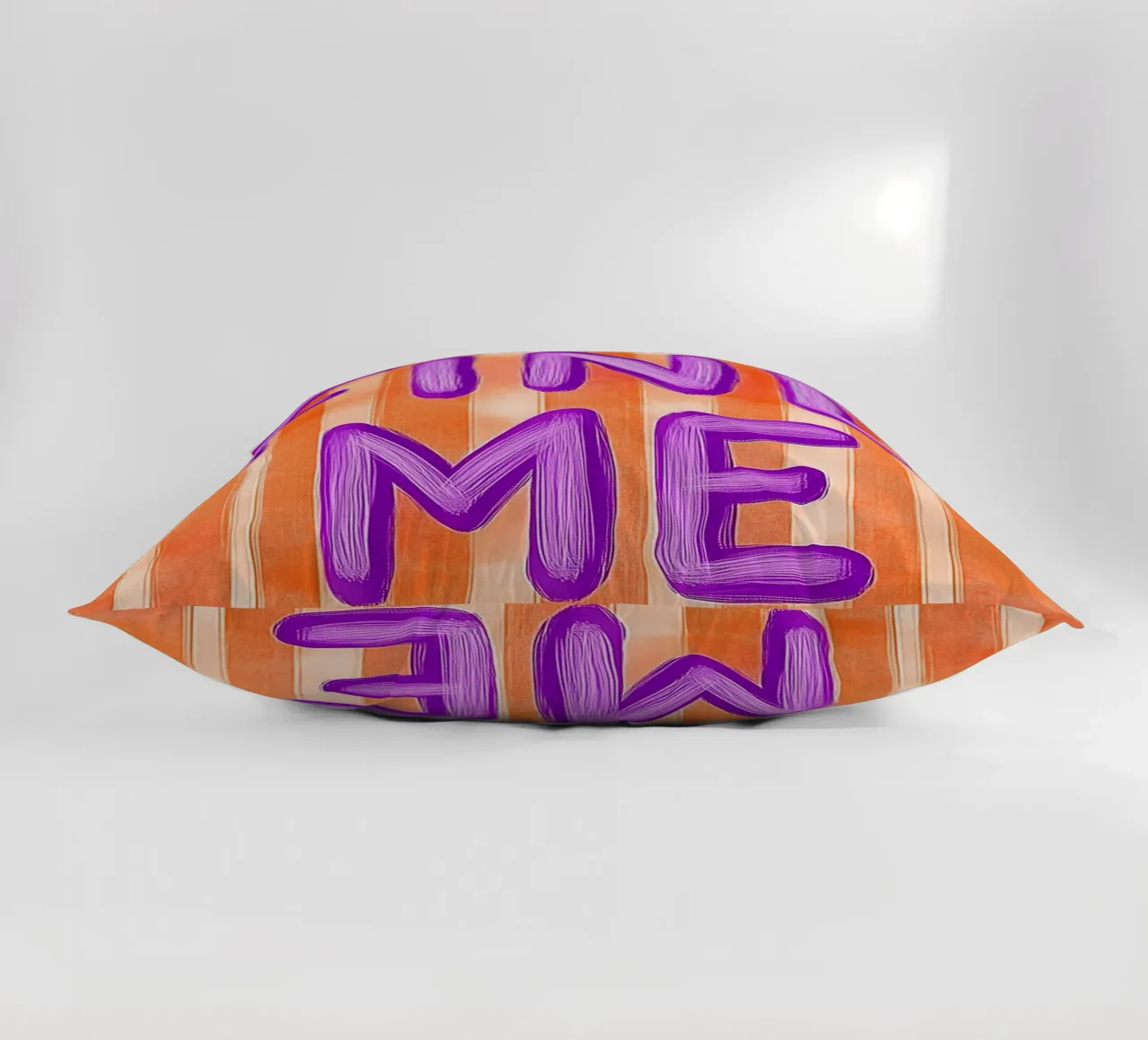 Finde mich, Lila Liebe cuscino da Carinaprint