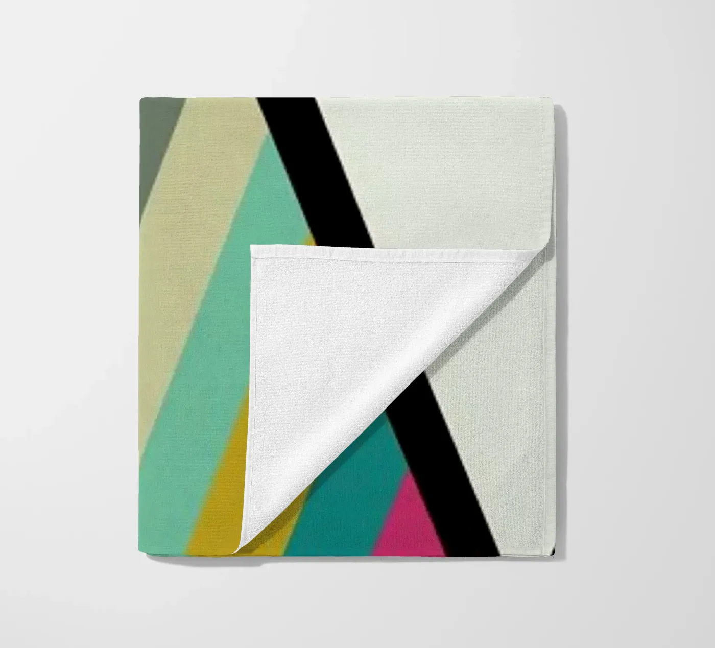 tribe strandhanddoek van Brian Buckley