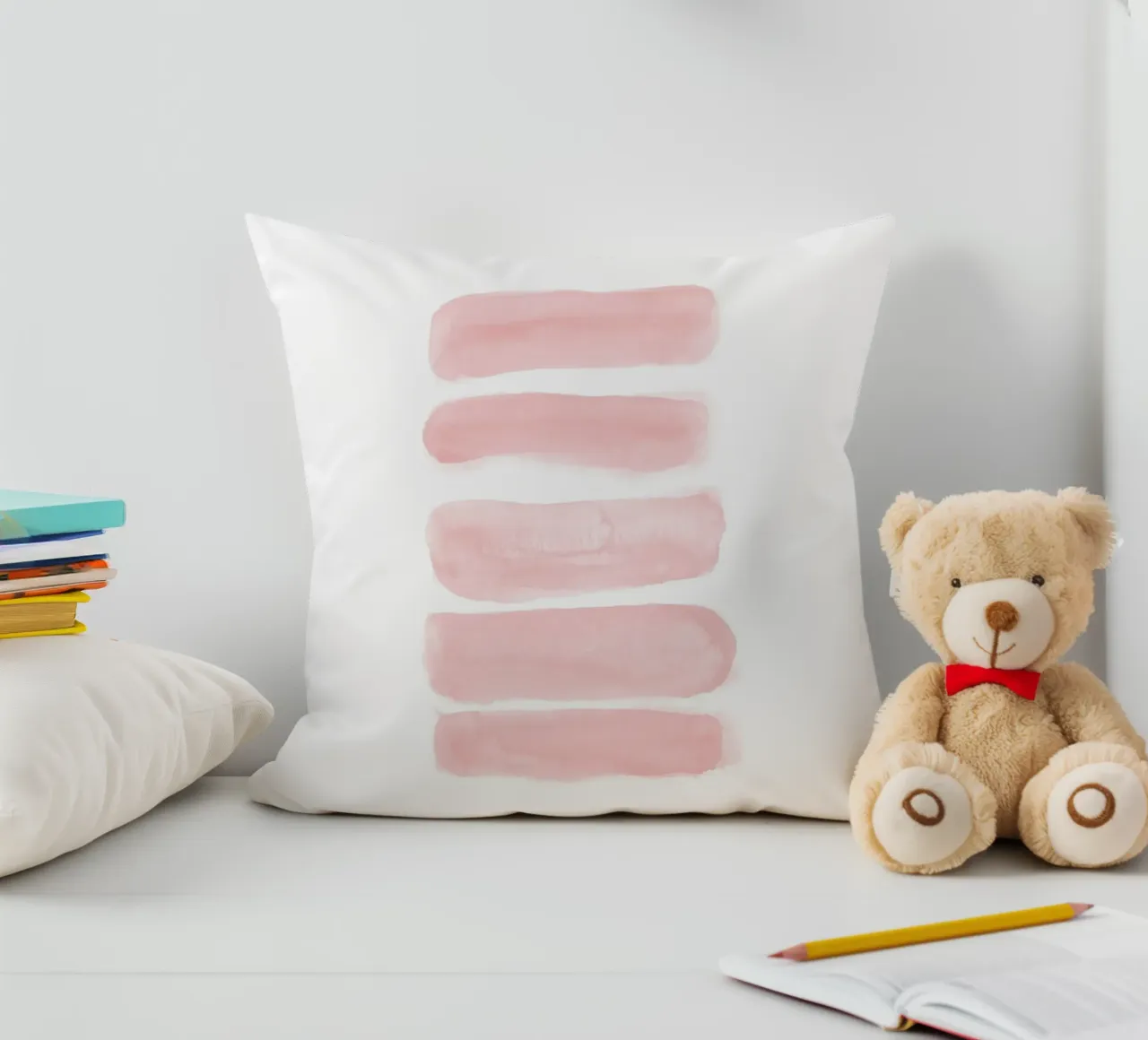 Strisce acquerellate rosa tenue cuscino da NouveauPrints