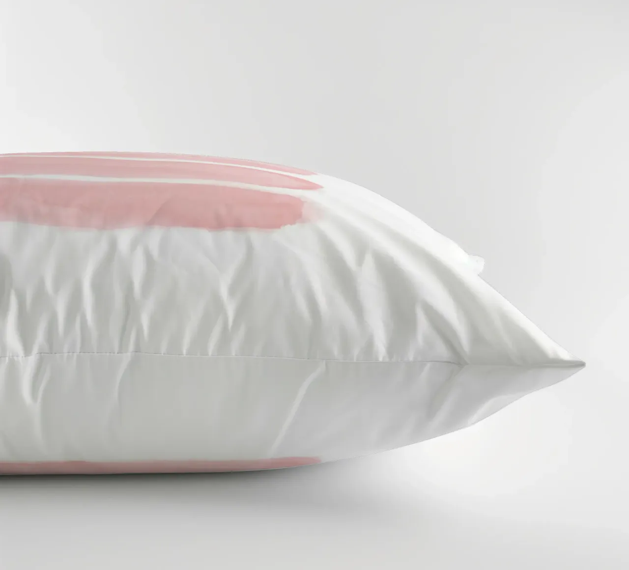 Strisce acquerellate rosa tenue cuscino da NouveauPrints