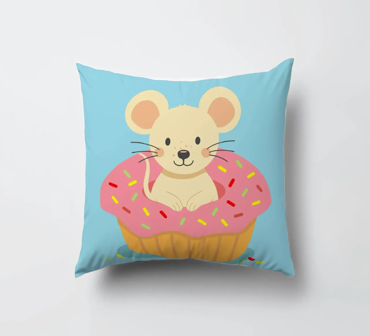 Douce souris dans un cupcake - Design ludique pour les gourmands coussin de namosh