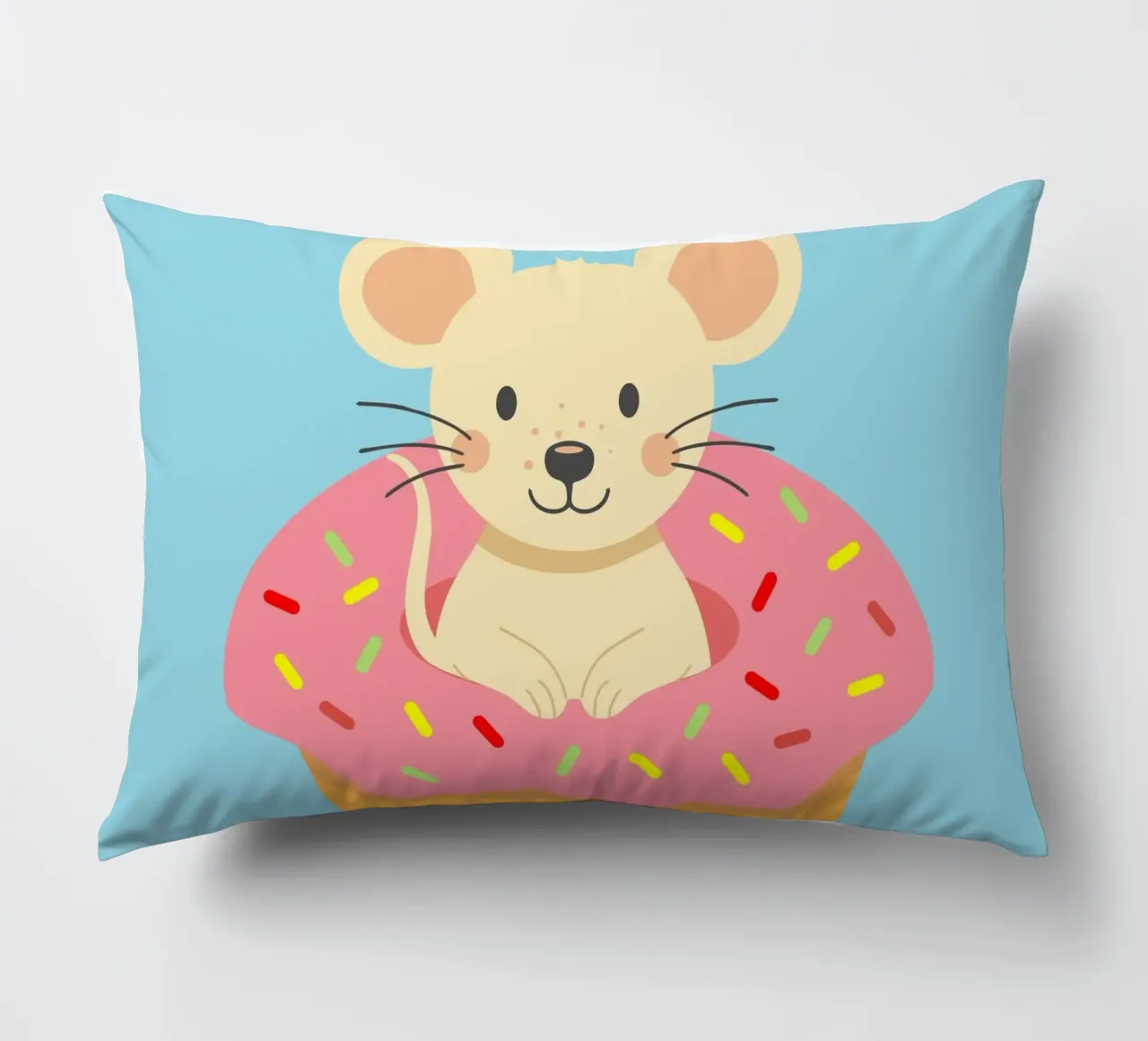Douce souris dans un cupcake - Design ludique pour les gourmands coussin de namosh
