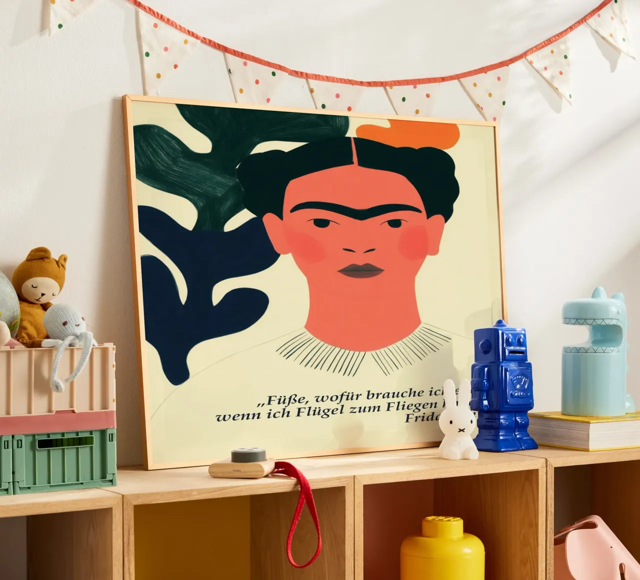 Ali per volare | Design di una citazione di Frida Kahlo poster con telaio in legno da Autofocus