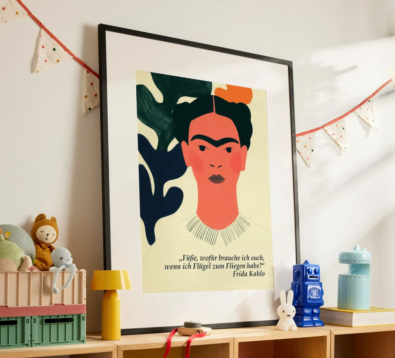 Ali per volare | Design di una citazione di Frida Kahlo poster con telaio in legno da Autofocus