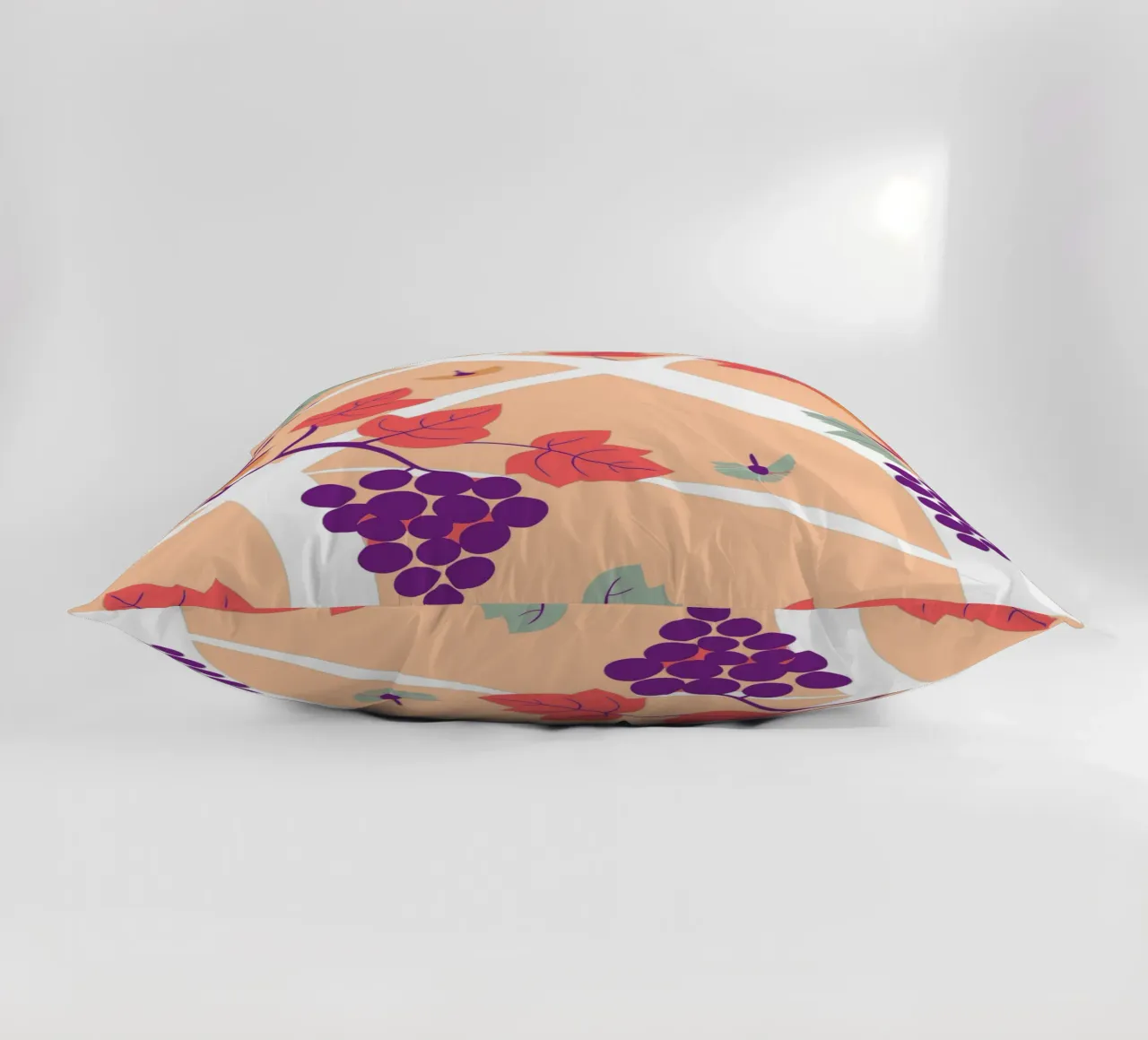 Albero dell'uva e uccello cuscino da TODAY'S SHOP