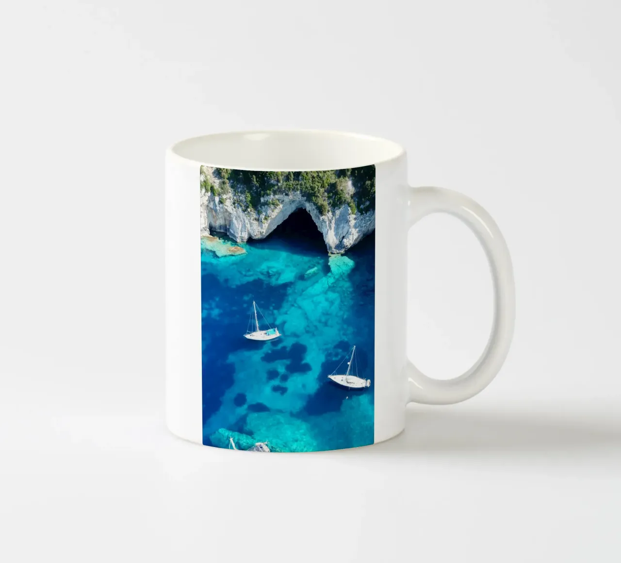 Blue Lagoon, Reistip Print, Zeilen Print, Oceaan keramische mok van TheTravelClub