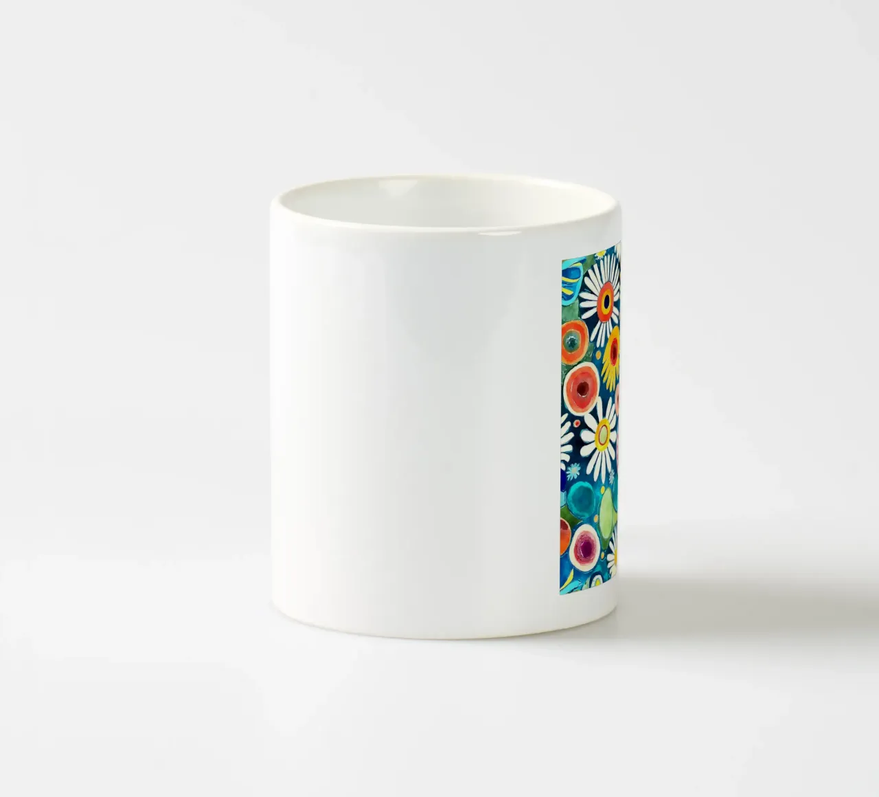 Margherite divertenti tazza in ceramica da Botanical Pattern House