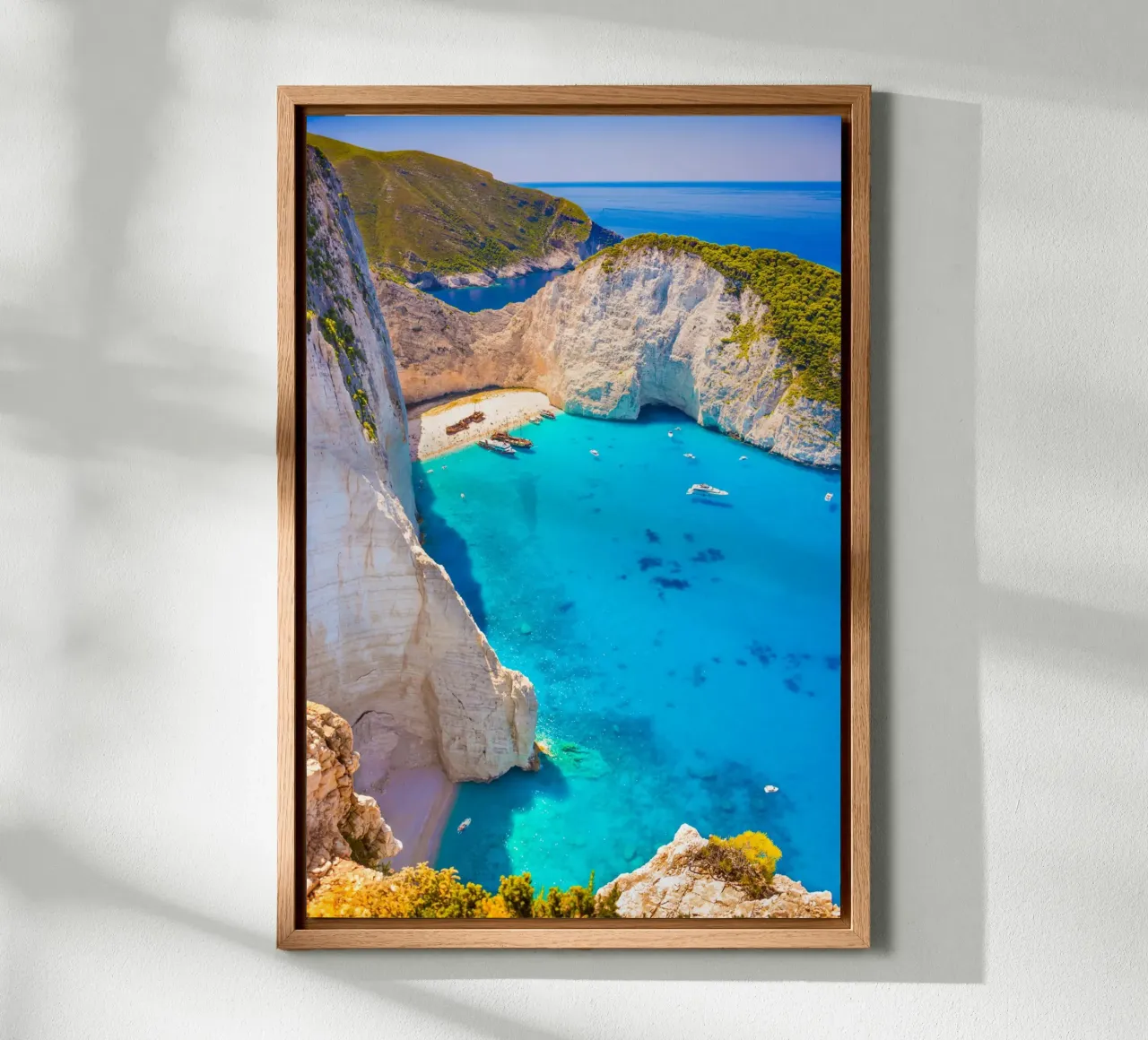 Zakynthos Grecia, Bahía de los Naufragios, Islas Griegas lienzo con Marco flotante de TheTravelClub