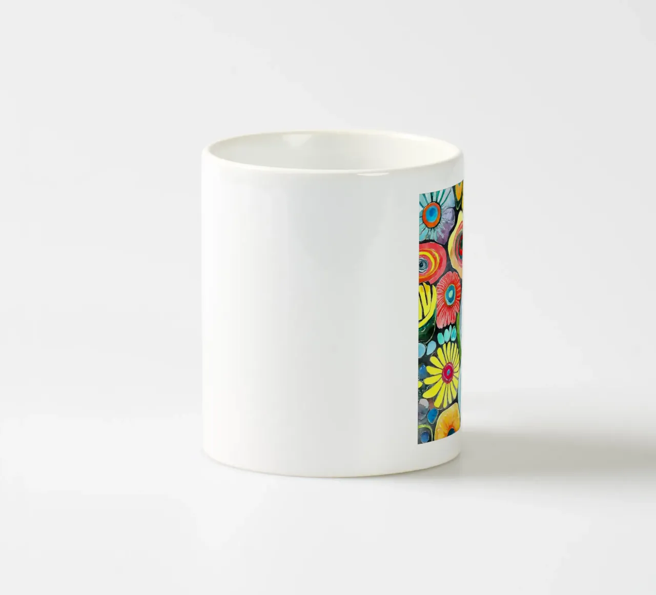 Margherite divertenti tazza in ceramica da Botanical Pattern House