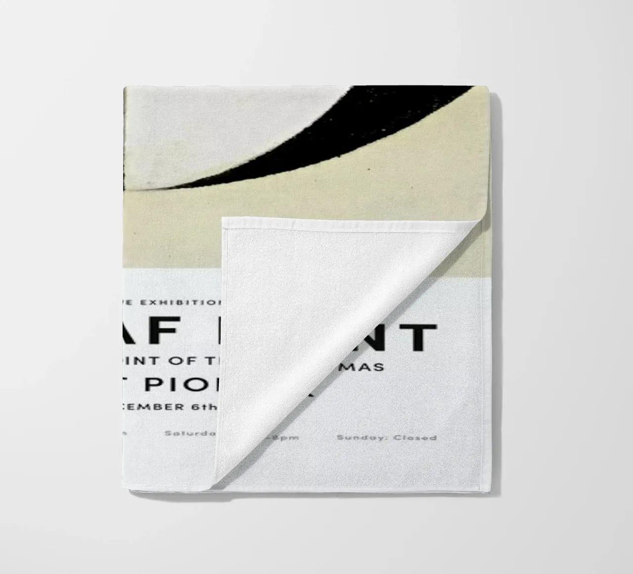 Hilma af Klint - The Current Standpoint of the Mahatmas II strandhanddoek van Vintage by JUNIQE