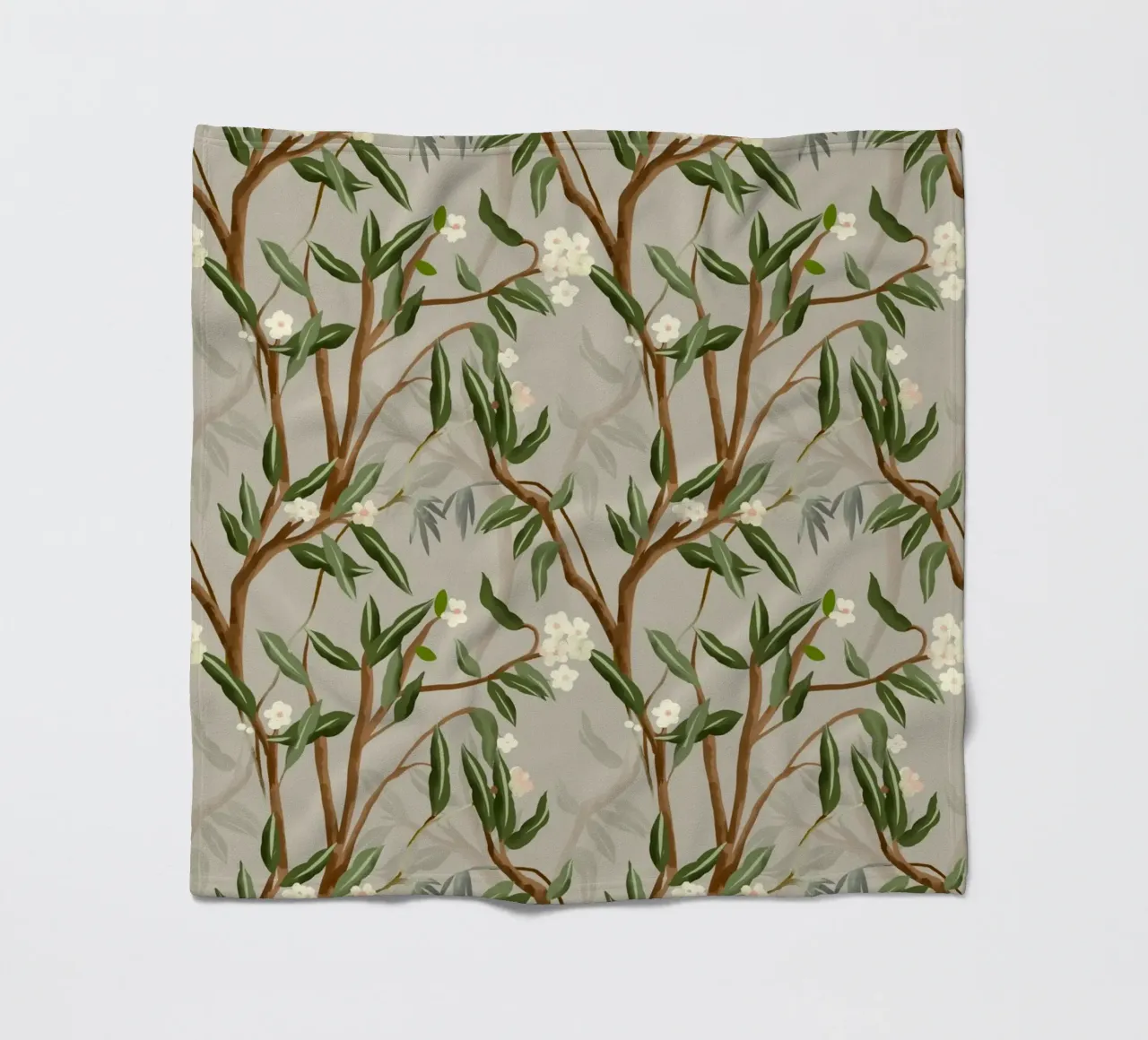 Chinoiserie branches and small white flowers pattern handpai coperta in pile da mysteriouscoco